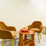 Hotel Guru Preet - Just A Min Away From New Delhi Railway Station & Connaught Place