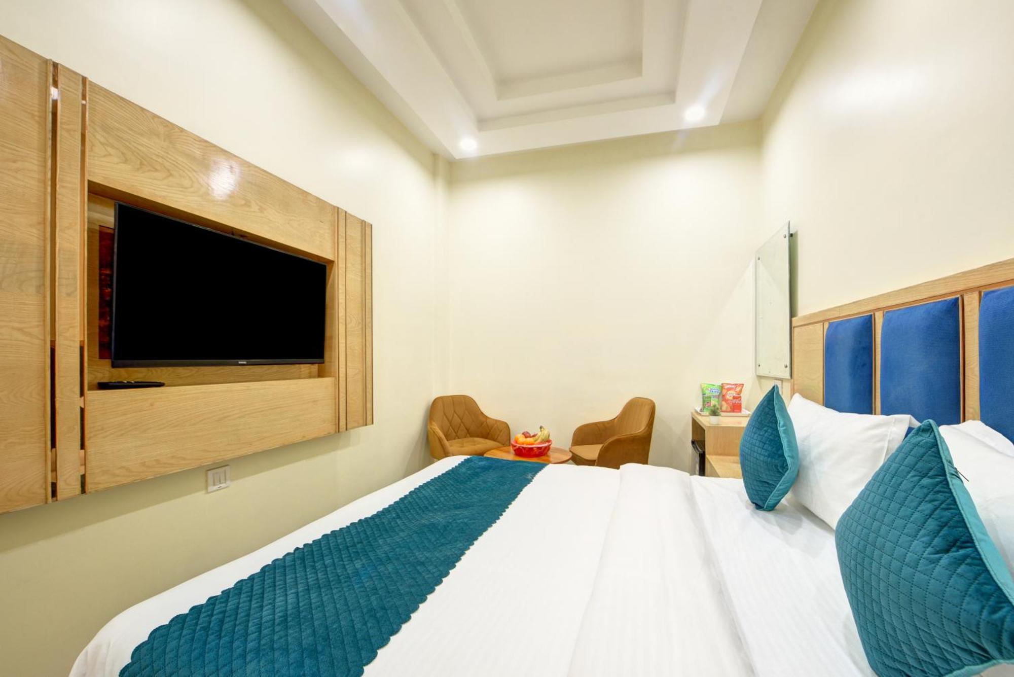 Guru Preet - Just A Min Away From Railway Station & Connaught Place 4* New Delhi